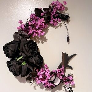 Halloween Black Rose Moon Wreath w Black Cat Grapevine Wreath indoor/outdoor 14”